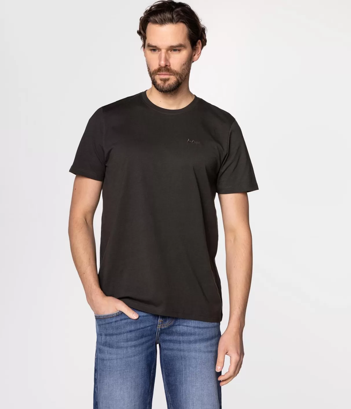 T-shirt z małym haftowanym logo OBUTCH 0875 PEAT-Lee Cooper Best