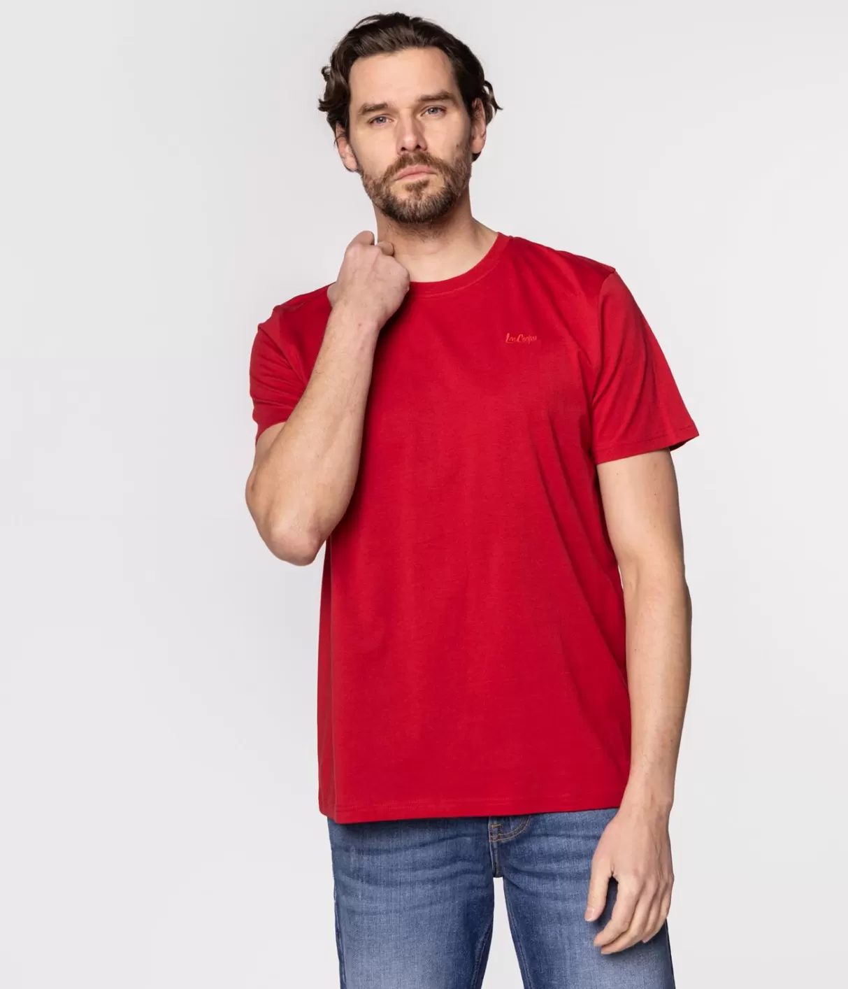 T-shirt z małym haftowanym logo OBUTCH 0875 RED-Lee Cooper Sale