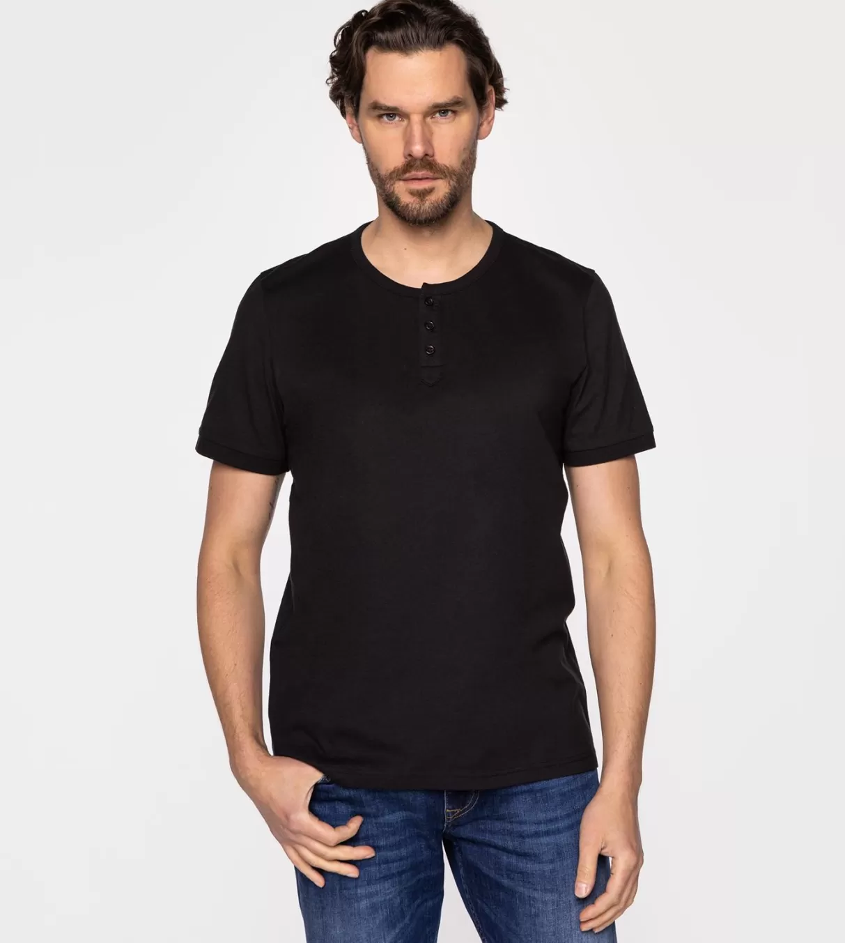 T-shirt z rozpinanym dekoltem HENLEY 4587 BLACK-Lee Cooper Sale